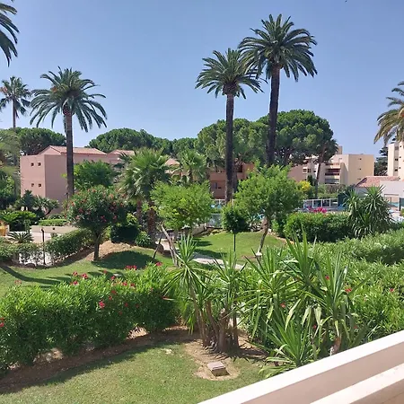 2 Pieces Terrasse A 400 M De La * Vallauris